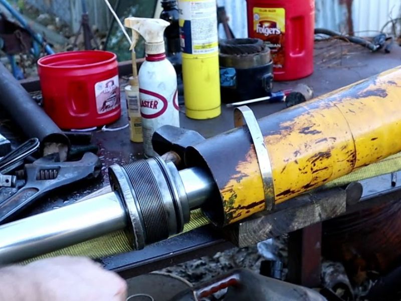 Restituo Hydraulicarum cylindricos, qui est melius?